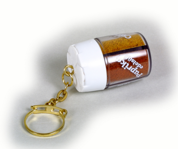 Spice shaker mini 4 in 1 spices camping shaker with key ring