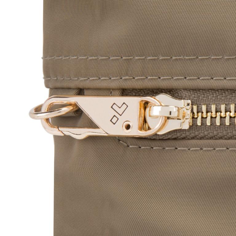 Travelon Shoulder Bag Anti-Theft RFID Bag Tailored SLIM Stainless Steel Mesh Anti-Theft LED Lamp
